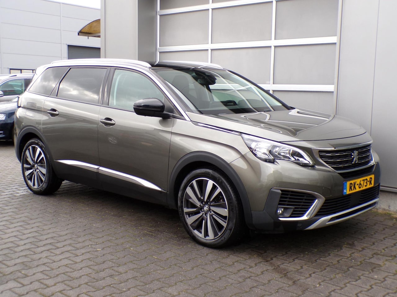 Peugeot 5008 - 1.6 BlueHDI Blue Lease Premium|Trekhaak|Camera - AutoWereld.nl