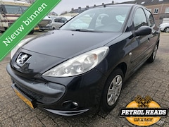 Peugeot 206 - 1.1 XR | 5Deurs | Nwe APK | Airco | Trekhaak
