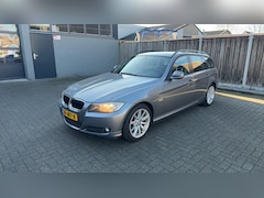 BMW 3-serie Touring - 320i Business Line
