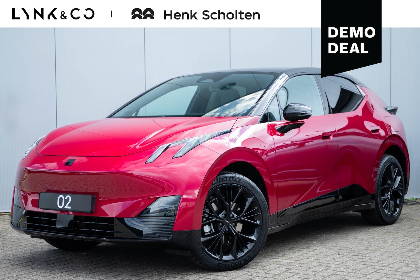 Lynk & Co 02 - More 272PK 66 kWh 20" Black Edition Wielen, 360 Graden Camera, Harman Kardon, Panoramadak, - AutoWereld.nl