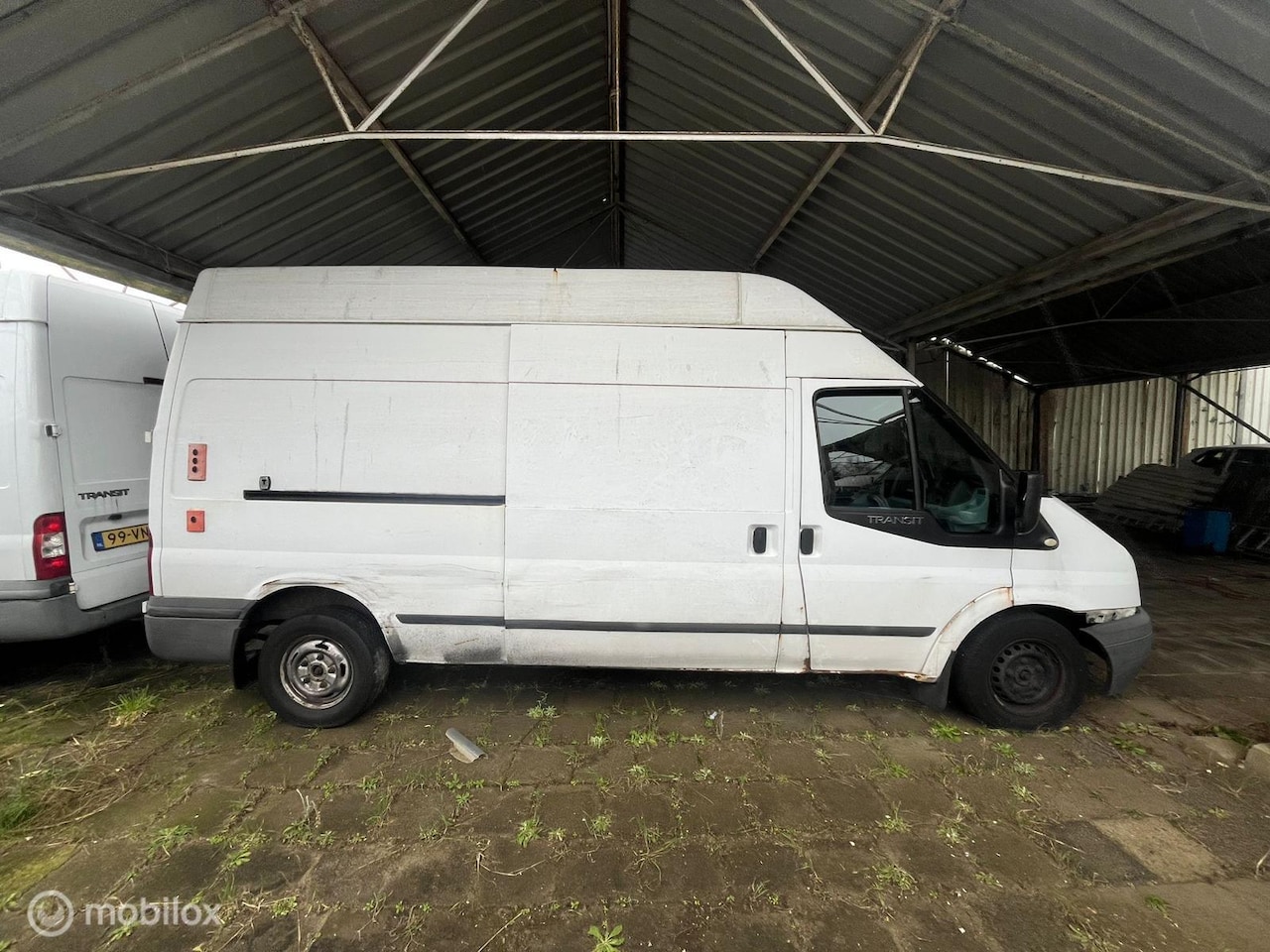 Ford Transit - 330M 2.2 TDCI HD 330M 2.2 TDCI HD - AutoWereld.nl