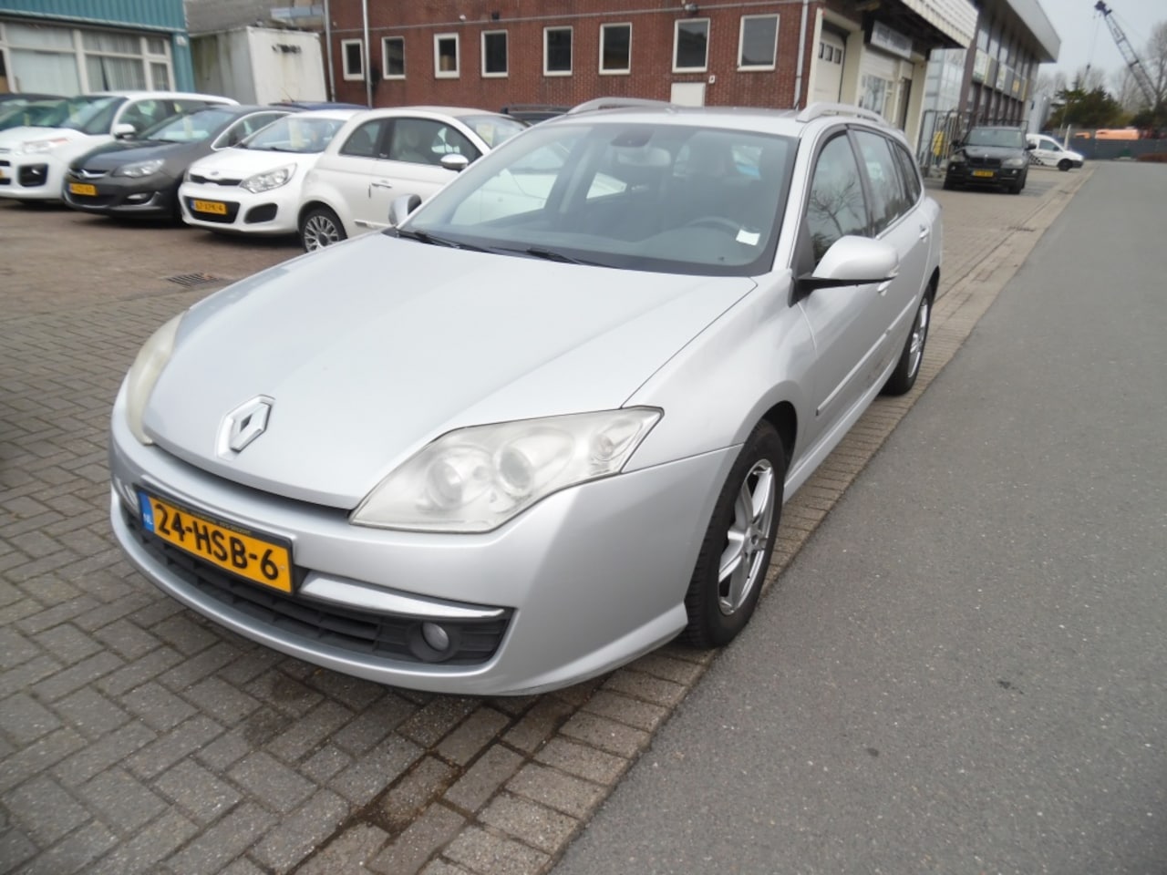Renault Laguna Estate - navi 2.0 dCi Dynamique apk 12.26 - AutoWereld.nl