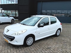 Peugeot 206 - 1.4 Millesim 200
