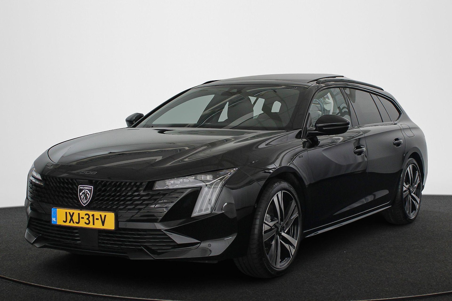 Peugeot 508 SW - 1.6 HYbrid 225 GT / Panoramadak / Leder / FOCAL / Night Vision / Adaptive Suspension - AutoWereld.nl
