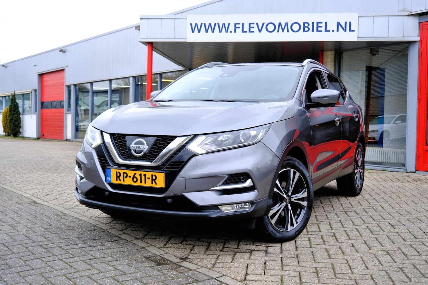 Nissan Qashqai - 1.2 N-Connecta Pano|1e Eig|Navi|Cam|LMV - AutoWereld.nl