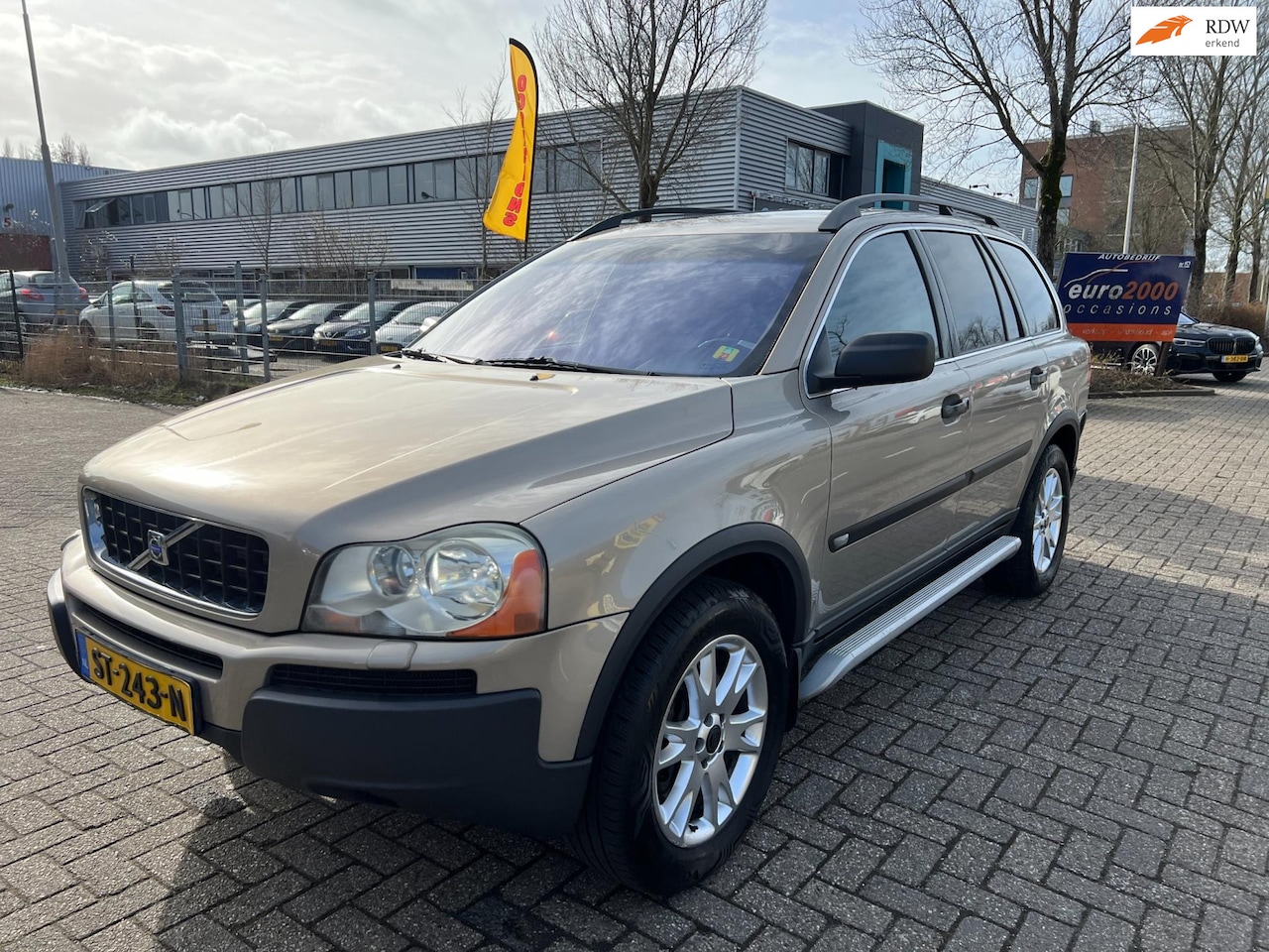 Volvo XC90 - 2.5 T Elite - AUTOMAAT - SCHUIFDAK - 7 PERSOONS ! - AutoWereld.nl