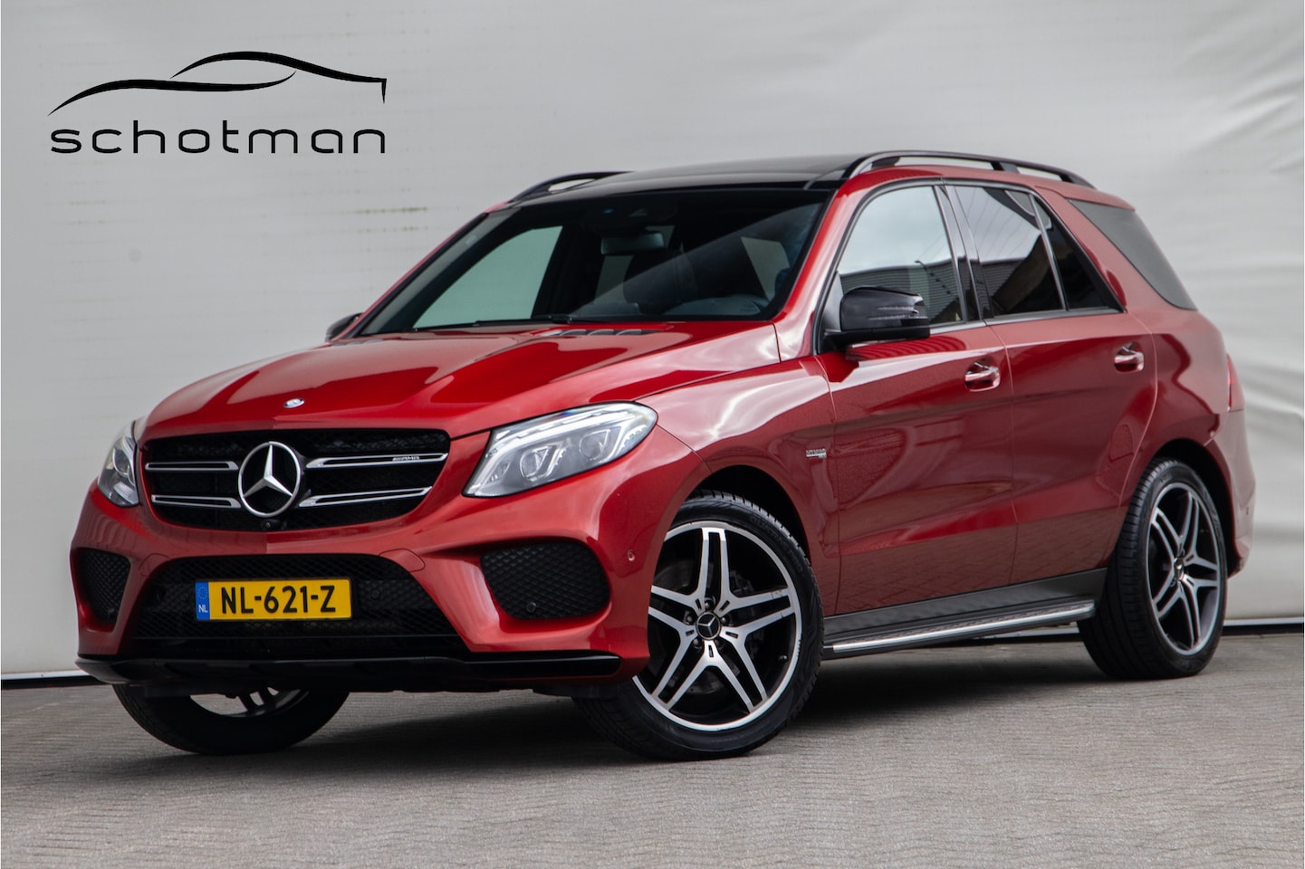 Mercedes-Benz GLE-Klasse - AMG 43 4MATIC Designo, Pano, Luchtvering, Sportstoelen 368pk - AutoWereld.nl