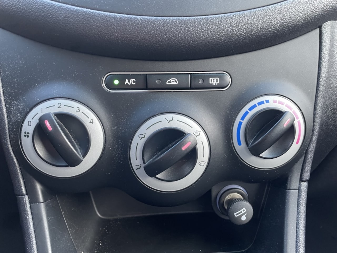 Hyundai i10 - 1.1 Active Cool 1.1 Active Cool