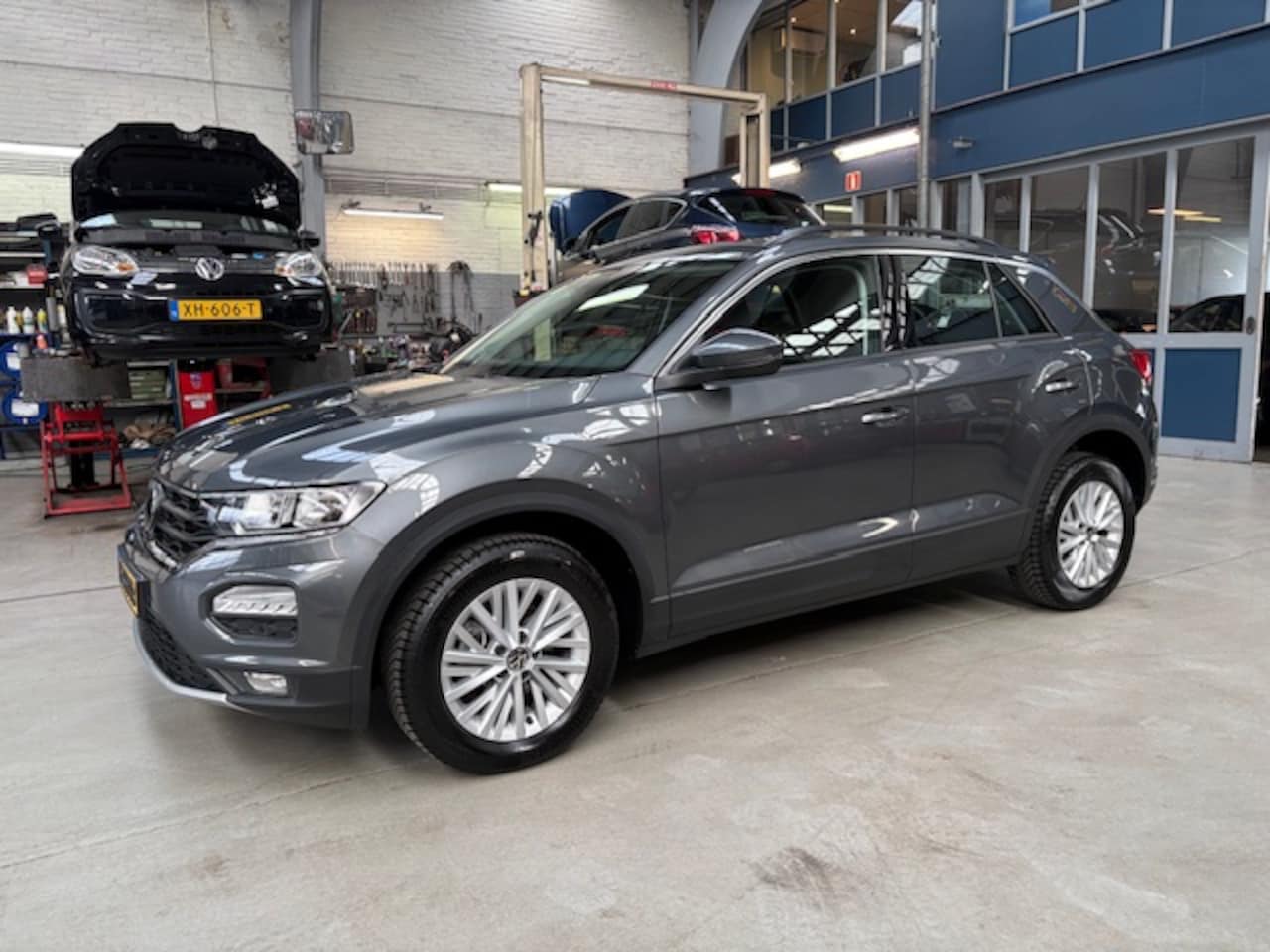 Volkswagen T-Roc - 1.0 TSI 110pk Style | Apple carplay / Android auto | Camera | Cruise control | Airco | Pdc - AutoWereld.nl