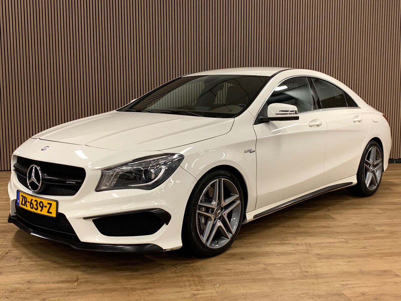 Mercedes-Benz CLA-Klasse - AMG 45 4MATIC Edition 1|Camera|97000KM|Navigatie| - AutoWereld.nl