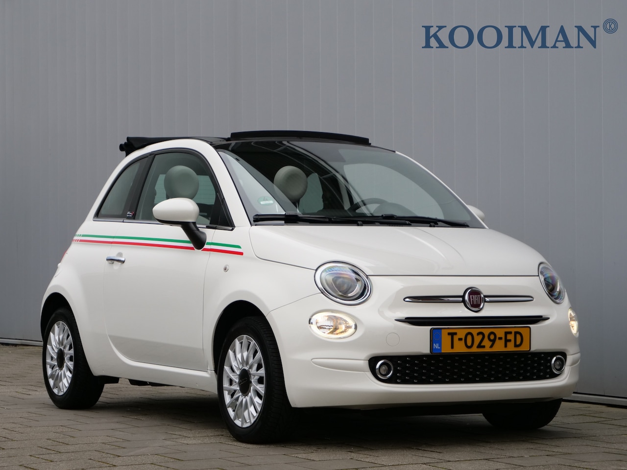 Fiat 500 C - 1.0 Hybrid Dolcevita 70 Pk DAB / Apple Carplay / PDC - AutoWereld.nl