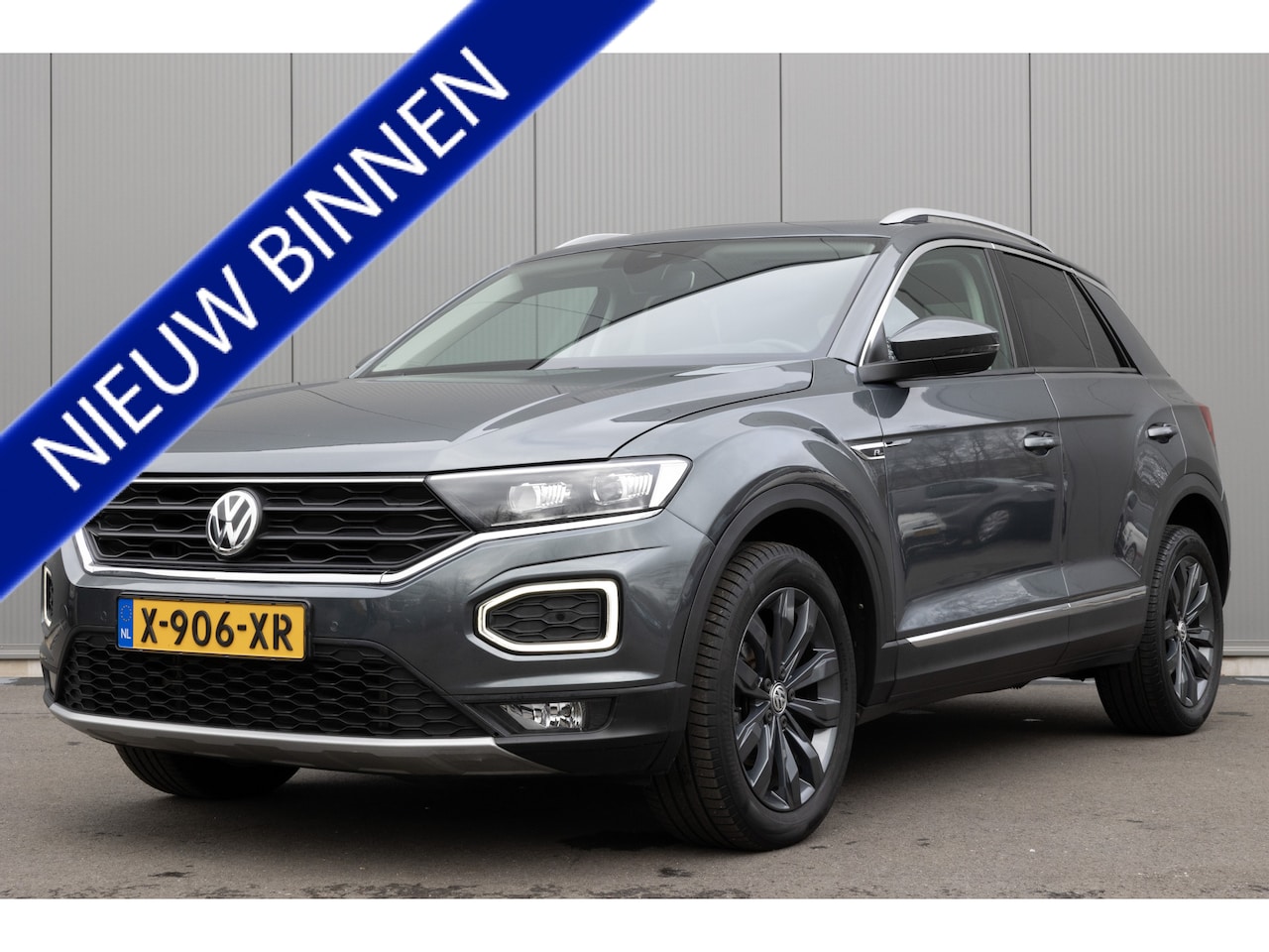 Volkswagen T-Roc - 1.5 TSI | 2X R-Line | PANO | CAMERA - AutoWereld.nl