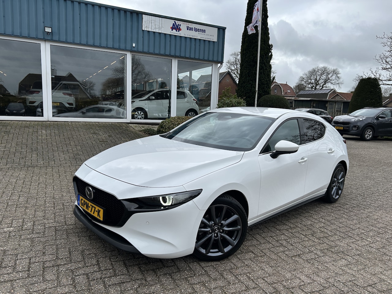 Mazda 3 - 2.5 e-SkyActiv-G M Hybrid 140 Exclusive-line 2.5 e-SkyActiv-G M Hybrid 140 Exclusive-line - AutoWereld.nl