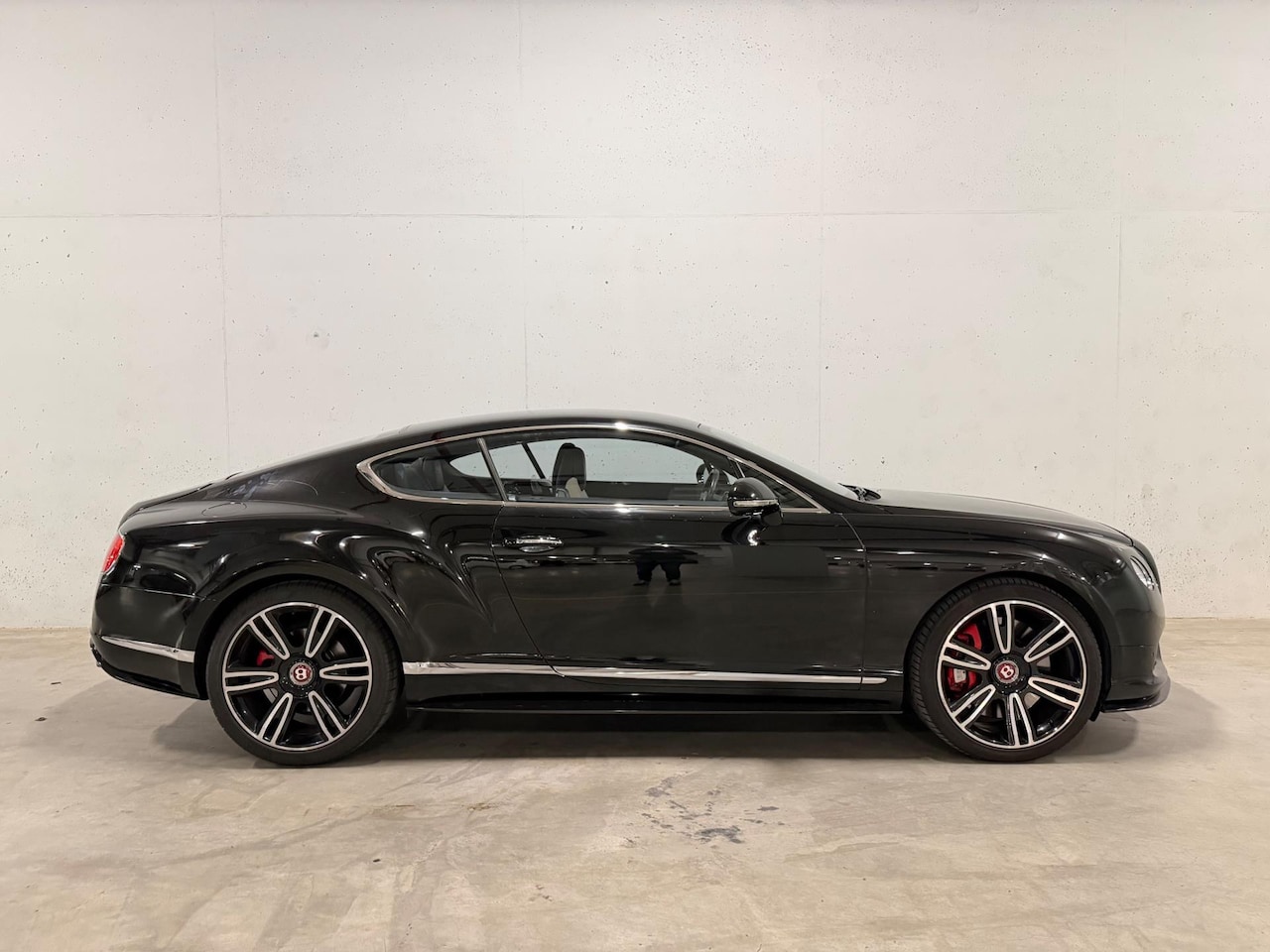 Bentley Continental GT - 4.0 V8 Carbon Super Goed Onderhouden - AutoWereld.nl
