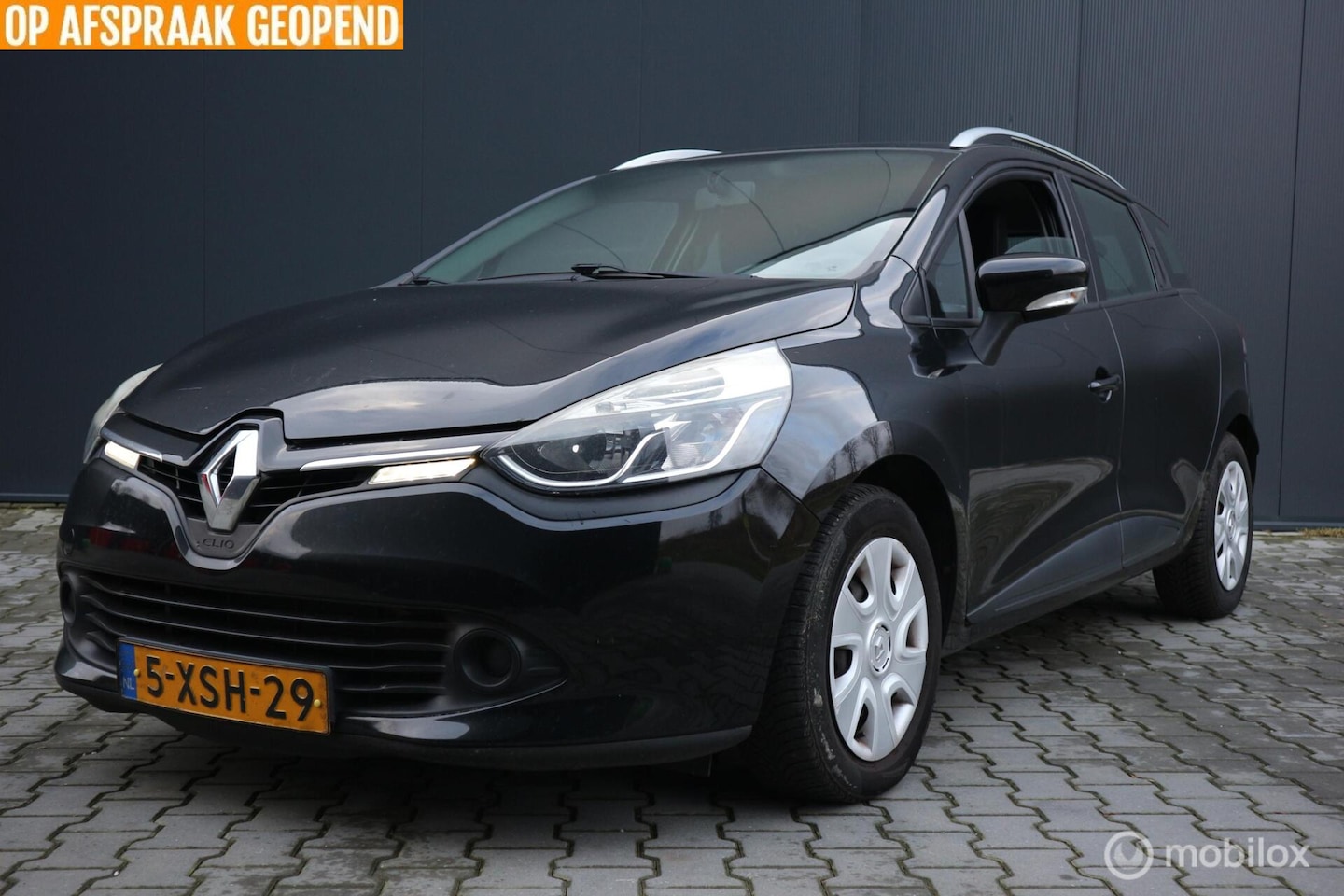 Renault Clio Estate - 1.5 dCi ECO Expression BJ / 29-10-2014 - AutoWereld.nl
