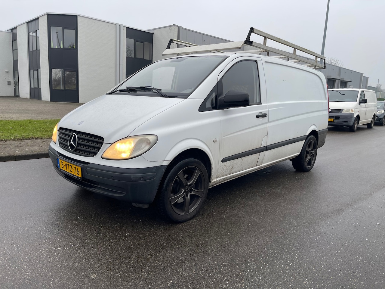 Mercedes-Benz Vito - 111 CDI 320 Lang DC standaard 111 CDI 320 Lang DC standaard - AutoWereld.nl