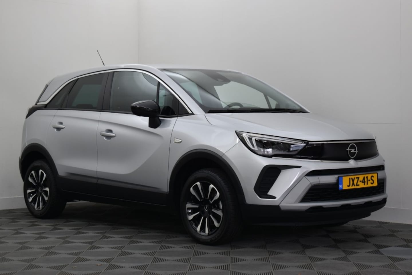 Opel Crossland - 1.2 Turbo Elegance 1.2 Turbo 110PK Elegance - AutoWereld.nl