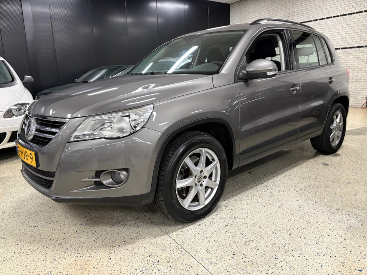 Volkswagen Tiguan - 1.4 TSI Navigatie Multimedia ECC Trekhaak Cruise - AutoWereld.nl