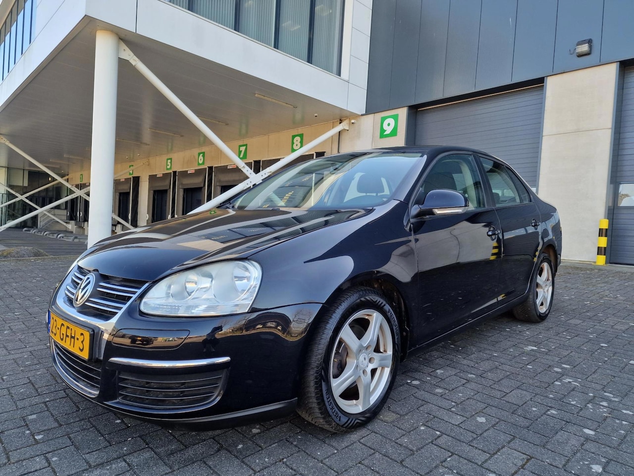 Volkswagen Jetta - 1.6 Trendline AIRCO CRUISE TREKHAAK 2 X SLEUTELS - AutoWereld.nl