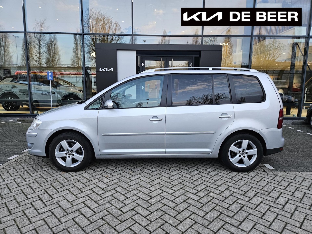 Volkswagen Touran - 1.4 TSI 103KW DSG Highline Navi/ Clima/ Cruise - AutoWereld.nl