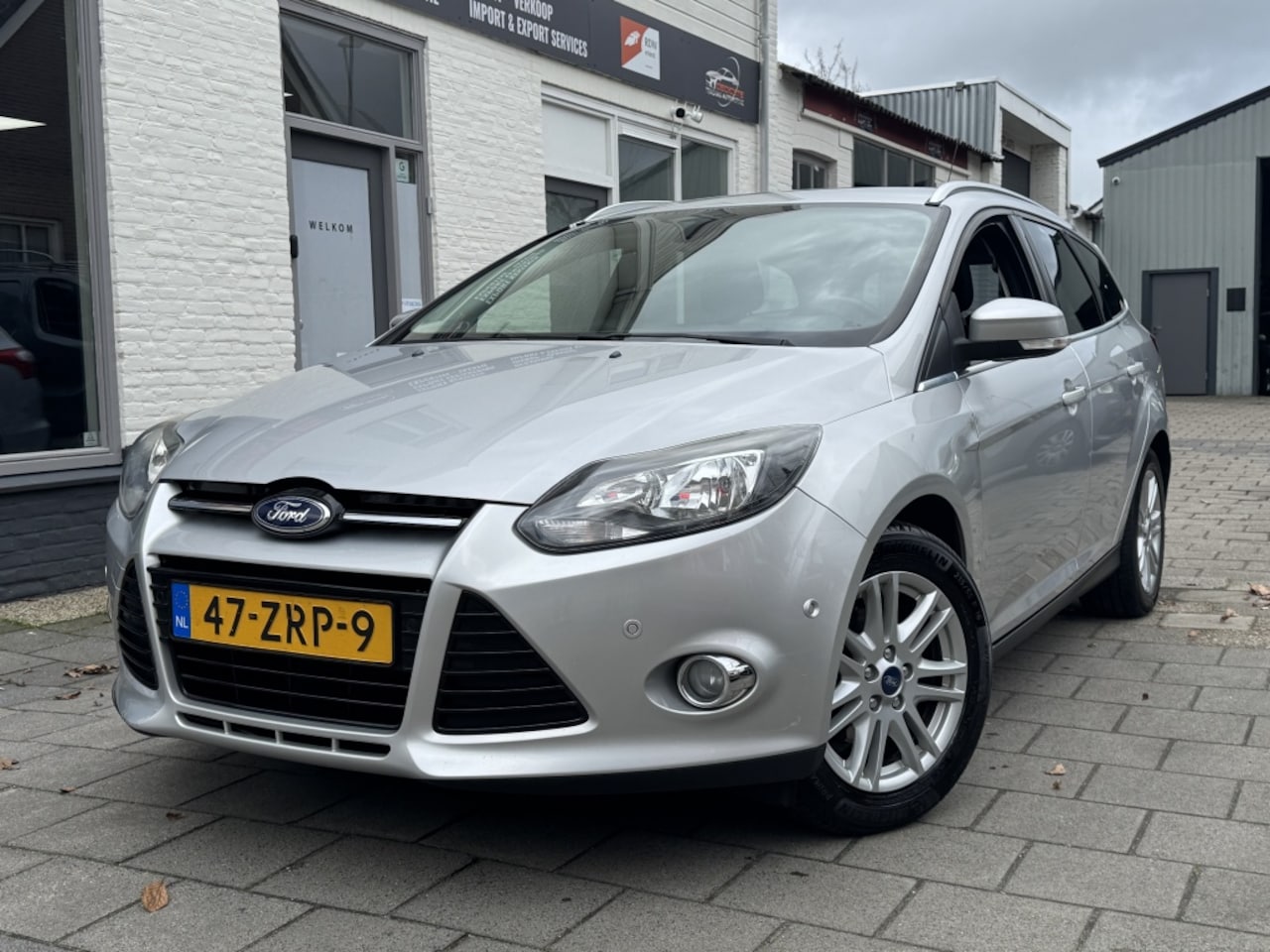 Ford Focus Wagon - 1.0 EcoB. Titanium*Leder*Dealer-Ond* - AutoWereld.nl