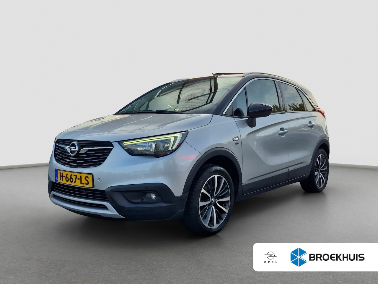 Opel Crossland X - 1.2 Turbo Innovation Trekhaak | Camera | Parkeersensoren | Full map navigatie | Keyless | - AutoWereld.nl