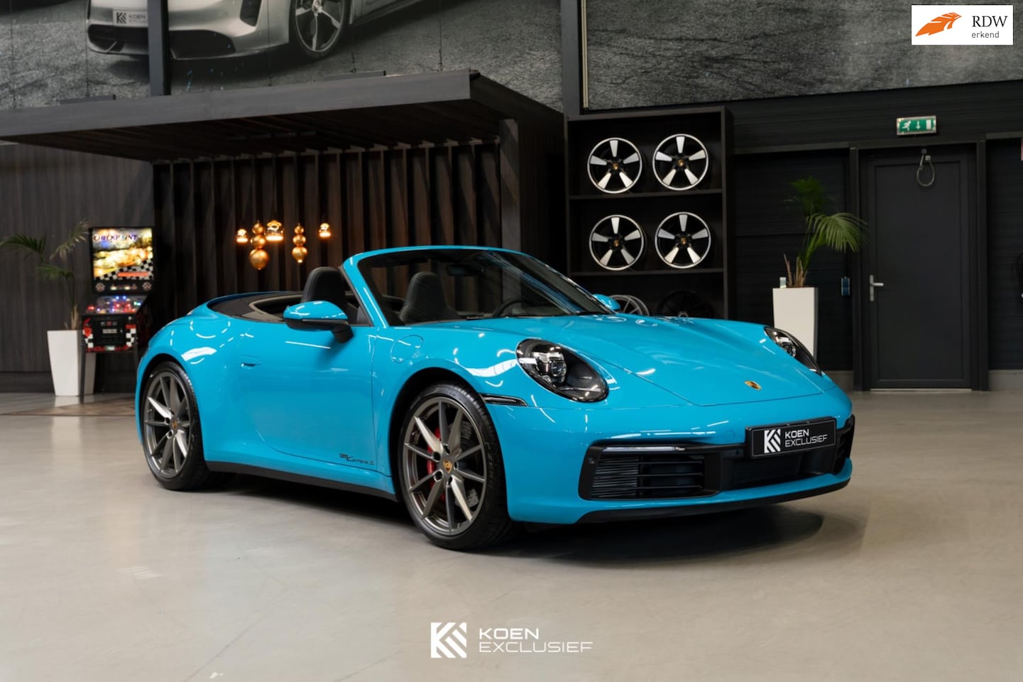 Porsche 911 Cabrio - 992 3.0 Carrera S Km stand 42936 - AutoWereld.nl