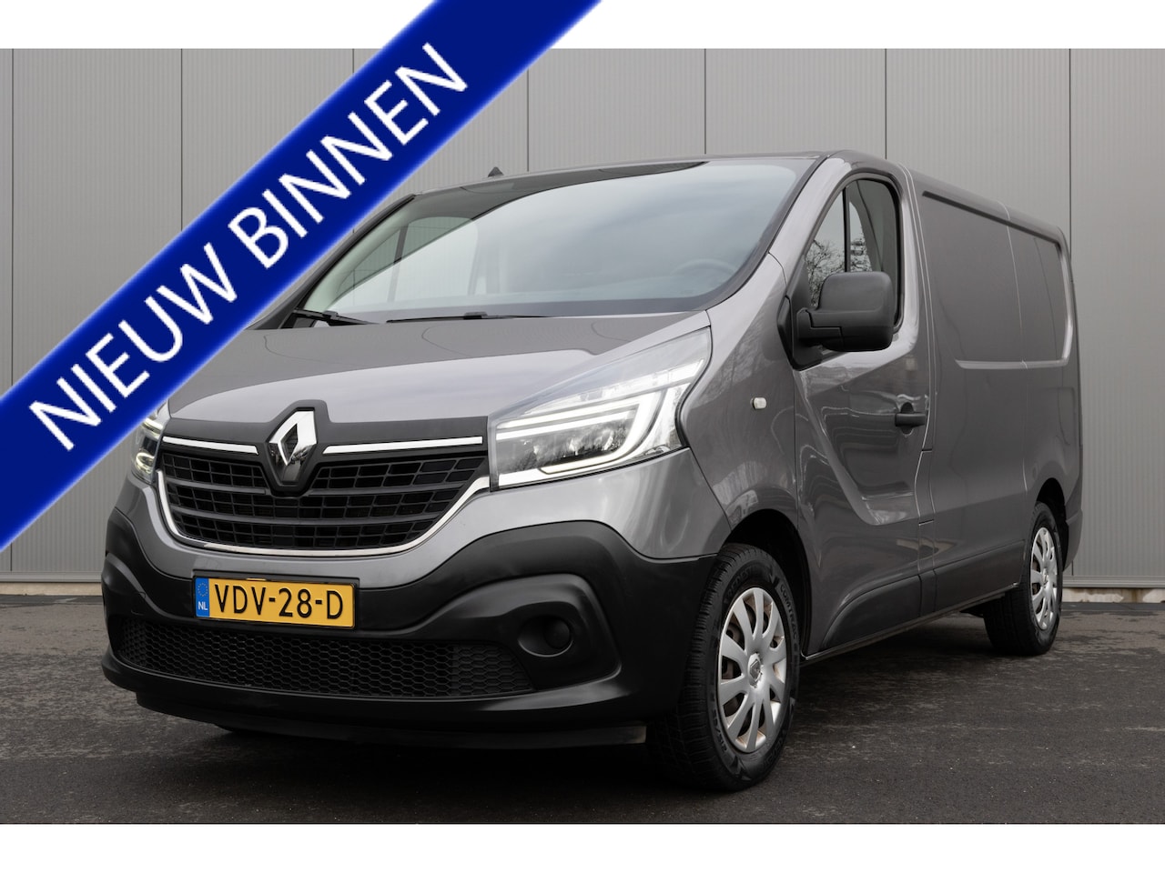 Renault Trafic - 2.0 dCi | TREKHAAK | CRUISE | AIRCO - AutoWereld.nl