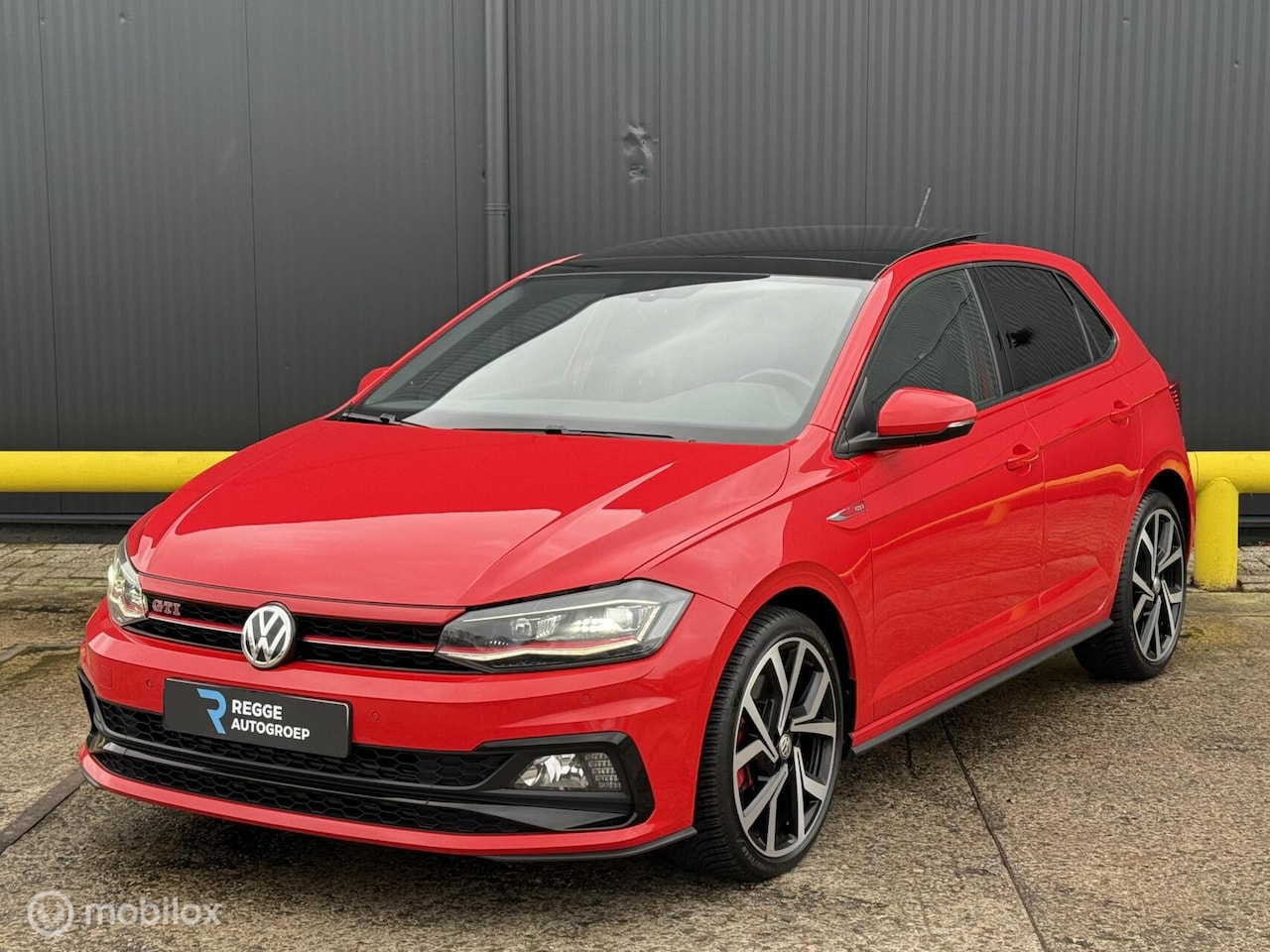 Volkswagen Polo - 2.0 TSI GTI ACC | PANODAK | AUTOMAAT | BTW - AutoWereld.nl