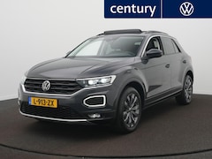 Volkswagen T-Roc - 1.0 TSI 110Pk Style / Panodak / Adap. Cruise / LED