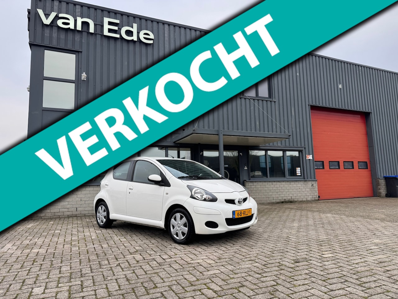 Toyota Aygo - 1.0-12V Comfort Navigator Airco 5drs 1E Eig. Apk - AutoWereld.nl