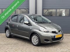 Toyota Aygo - 1.0-12V Aspiration Green LUXE Uitvoering