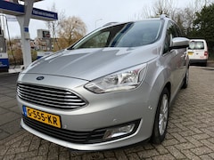 Ford Grand C-Max - 1.5 Titanium / Parkeersensoren / Stoelverwarming / Airco / Bluetooth / CruiseControl