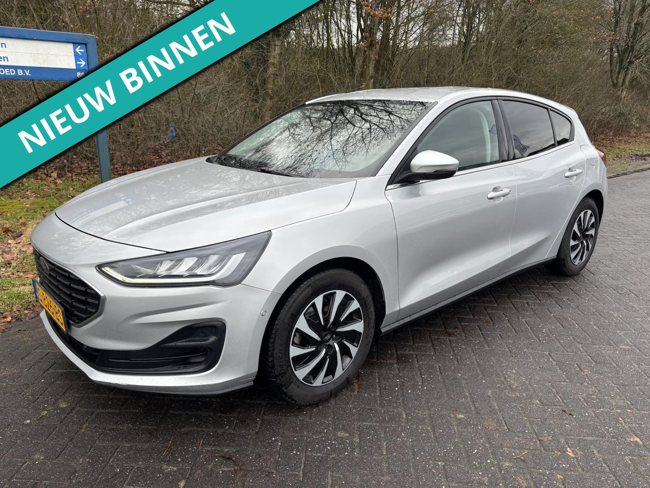 Ford Focus - 1.0 EcoBoost Hybrid Titanium Style | Bomvol opties! | Groot scherm - AutoWereld.nl