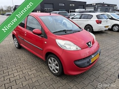 Peugeot 107 - 1.0-12V XS km 89.000