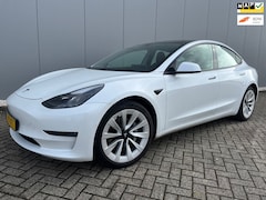 Tesla Model 3 - Long Range AWD 75 kWh / 14800 netto