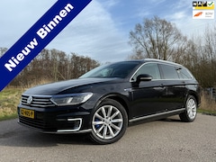 Volkswagen Passat Variant - 1.4 TSI GTE Connected Series Automaat slechts 167.402 km Navi Clima 17" Velgen PDC Cruise