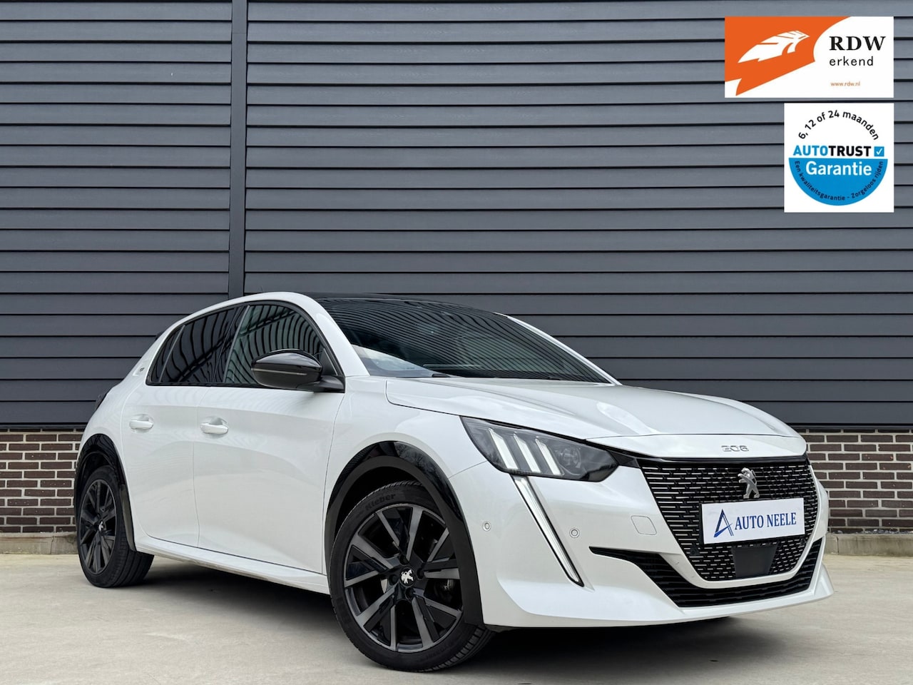 Peugeot 208 - 1.2 130 pk GT PACK Panoramadak, NIEUWE Distributieriem - AutoWereld.nl