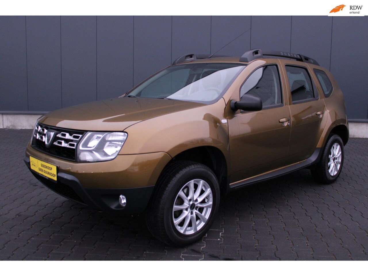 Dacia Duster - 1.2 Tce 4x2 Laureate CRUISE CONTROLE TREKHAAK - AutoWereld.nl