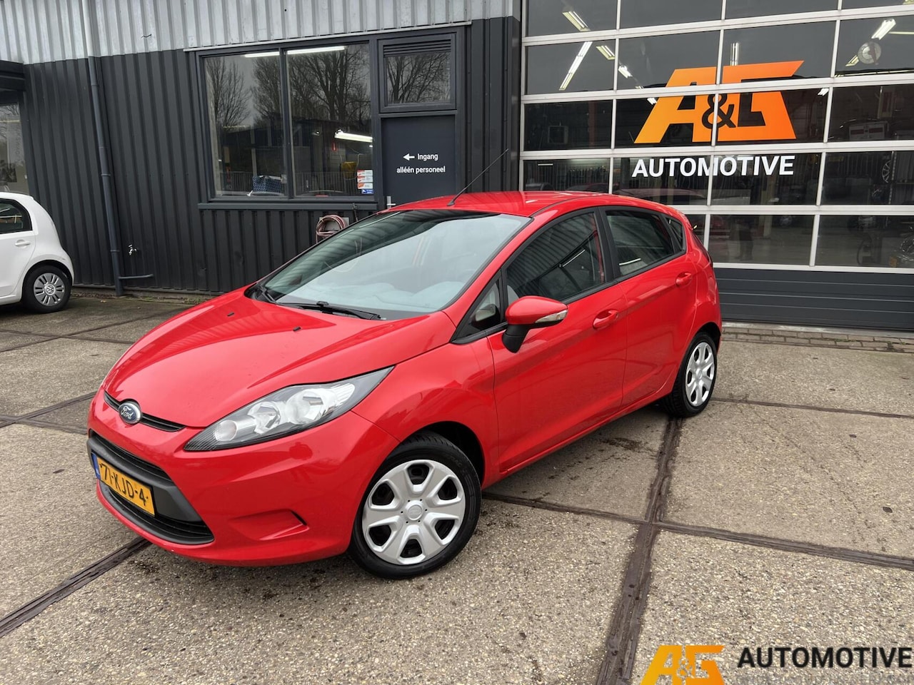 Ford Fiesta - 1.25 2009 Rood 5DRS | Airco | Nieuwe APK! | - AutoWereld.nl