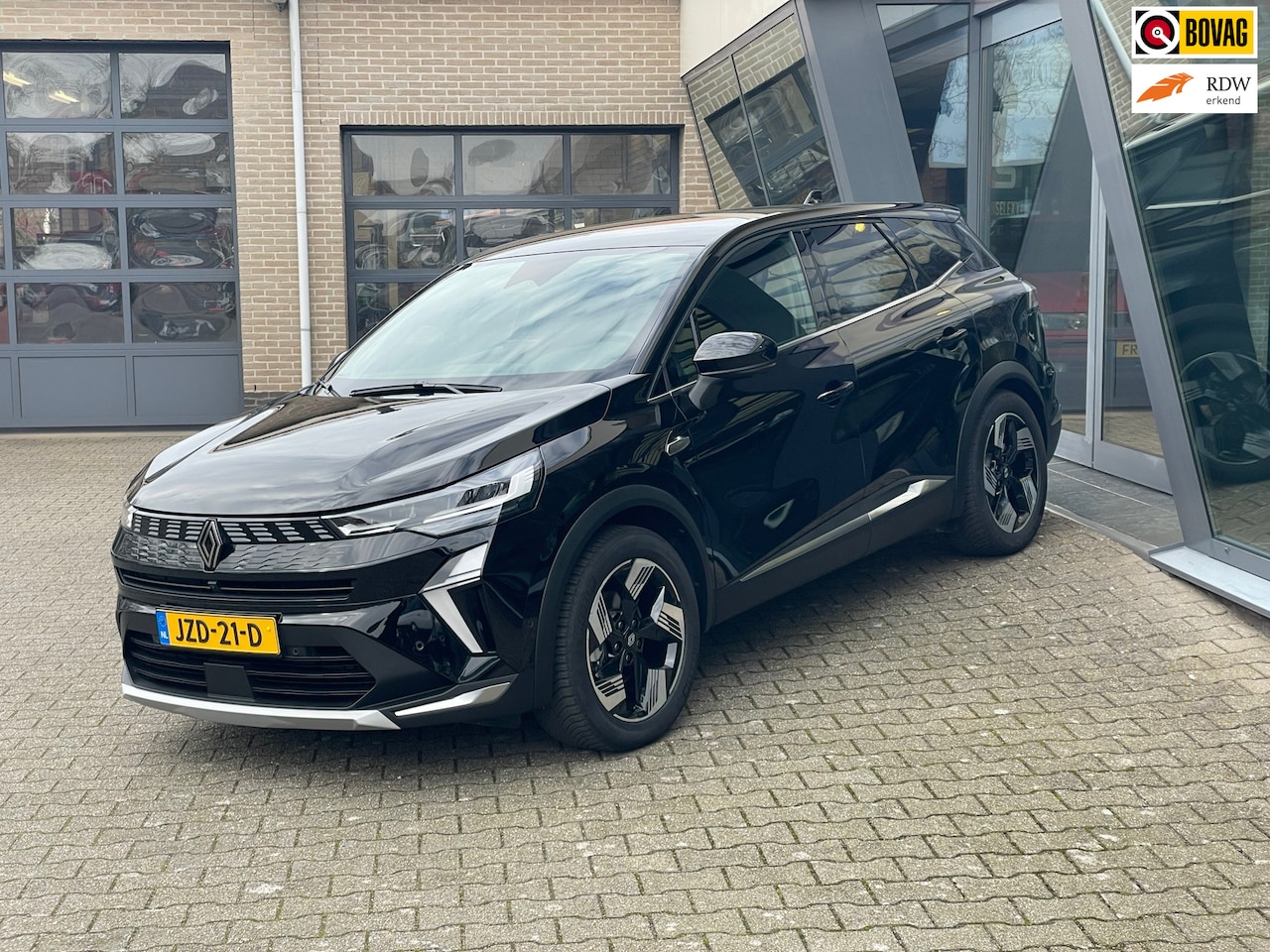Renault Symbioz - 1.6 E-Tech full hybrid 145 iconic 360camara Winter Parket - AutoWereld.nl