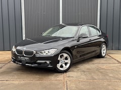 BMW 3-serie - 328i xDrive Executive Schuifdak|Memory|Headup|Camera|Groot navi