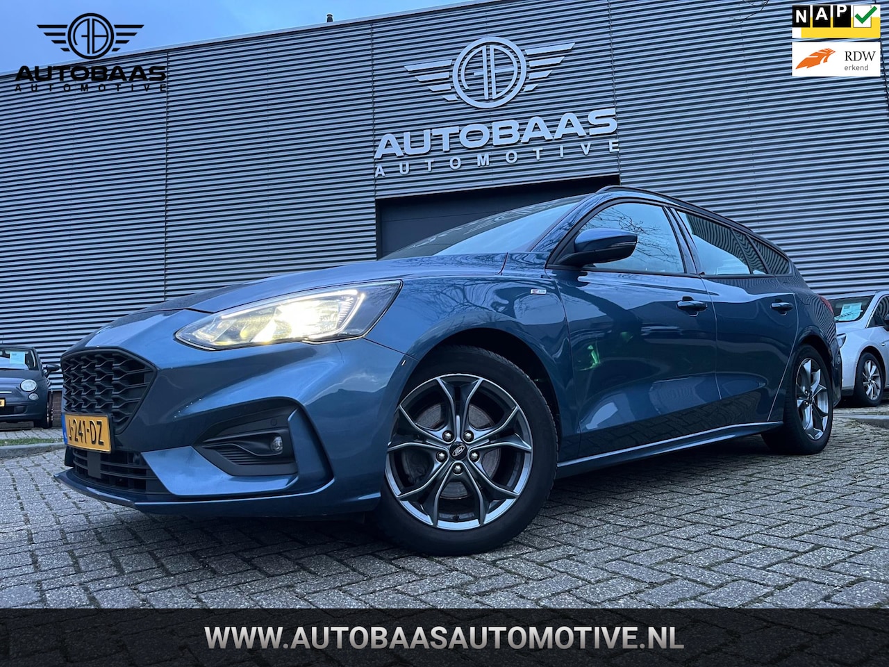 Ford Focus Wagon - 1.5 150pk ST Line AUTOMAAT+NL-AUTO+1EIG+NAP+NAVI+LED+TREKHAAK+PDC+INCL BTW+ - AutoWereld.nl