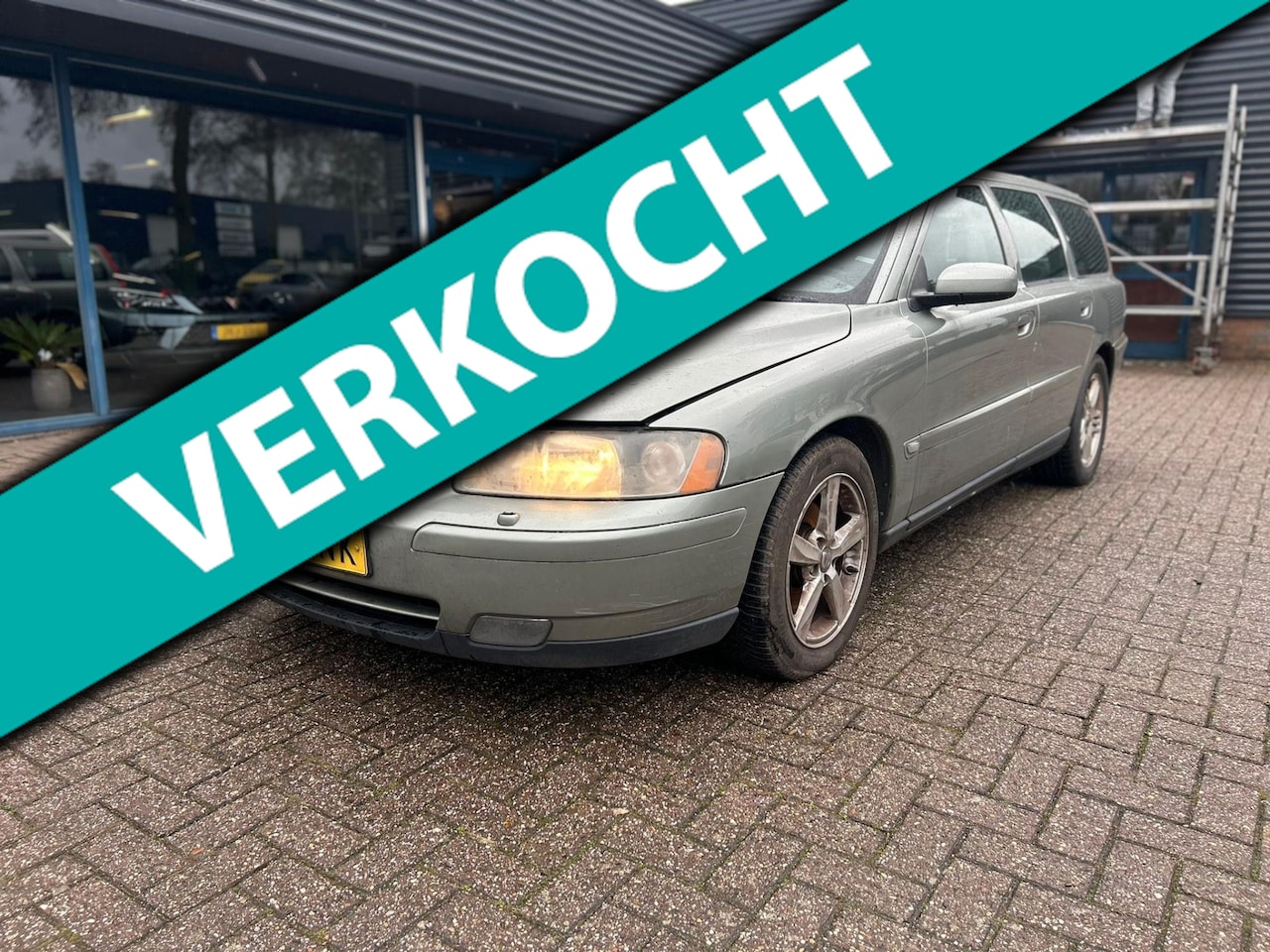 Volvo V70 - 2.4 D5 Edition II | LEES TEKST !! | - AutoWereld.nl