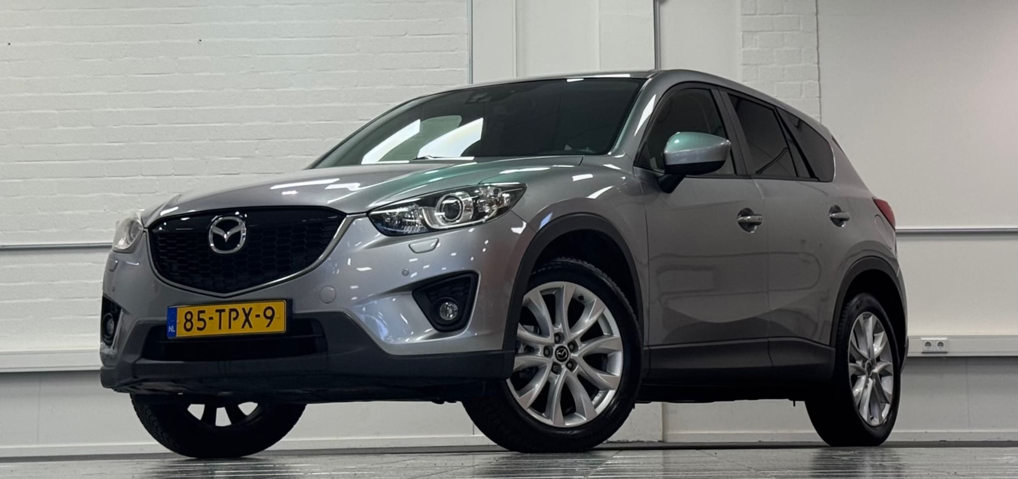 Mazda CX-5 - 2.0 GT-M 4WD Automaat 2e Eigenaar Leer Xenon Navi Mooi! - AutoWereld.nl