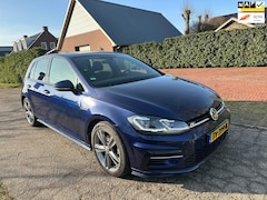 Volkswagen Golf - 1.5 TSI Highline Business R line rline