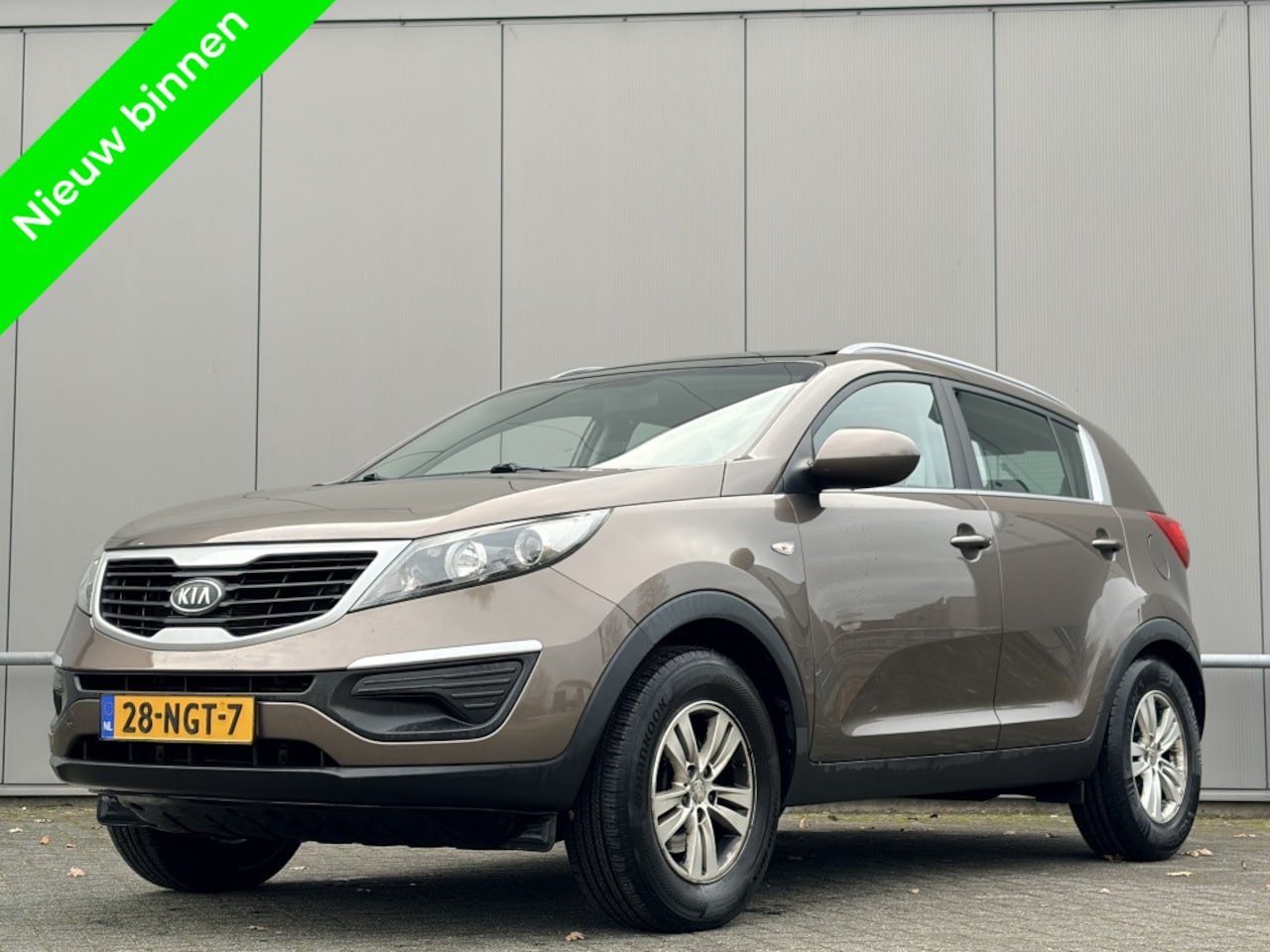 Kia Sportage - 2.0 X-tra - nap! - airco - trekhaak - 1900kg trekgewicht! - AutoWereld.nl