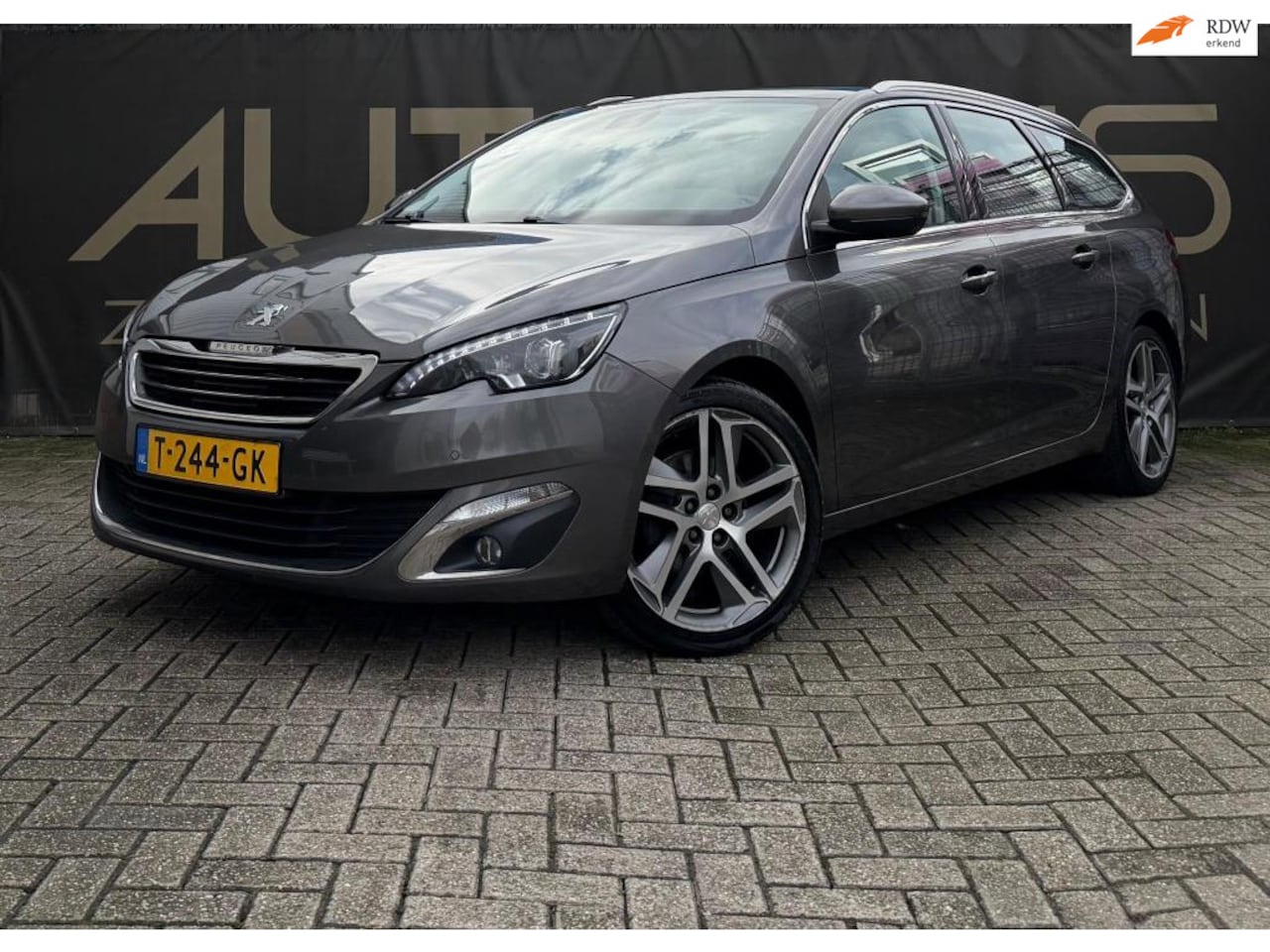 Peugeot 308 SW - 1.2 GT-line*Leder*Panodak*Stoelvw.* - AutoWereld.nl