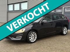Volvo V60 - 1.6 D2 Summum AUTOMAAT - VOL OPTIES - NETTE STAAT - NWE APK