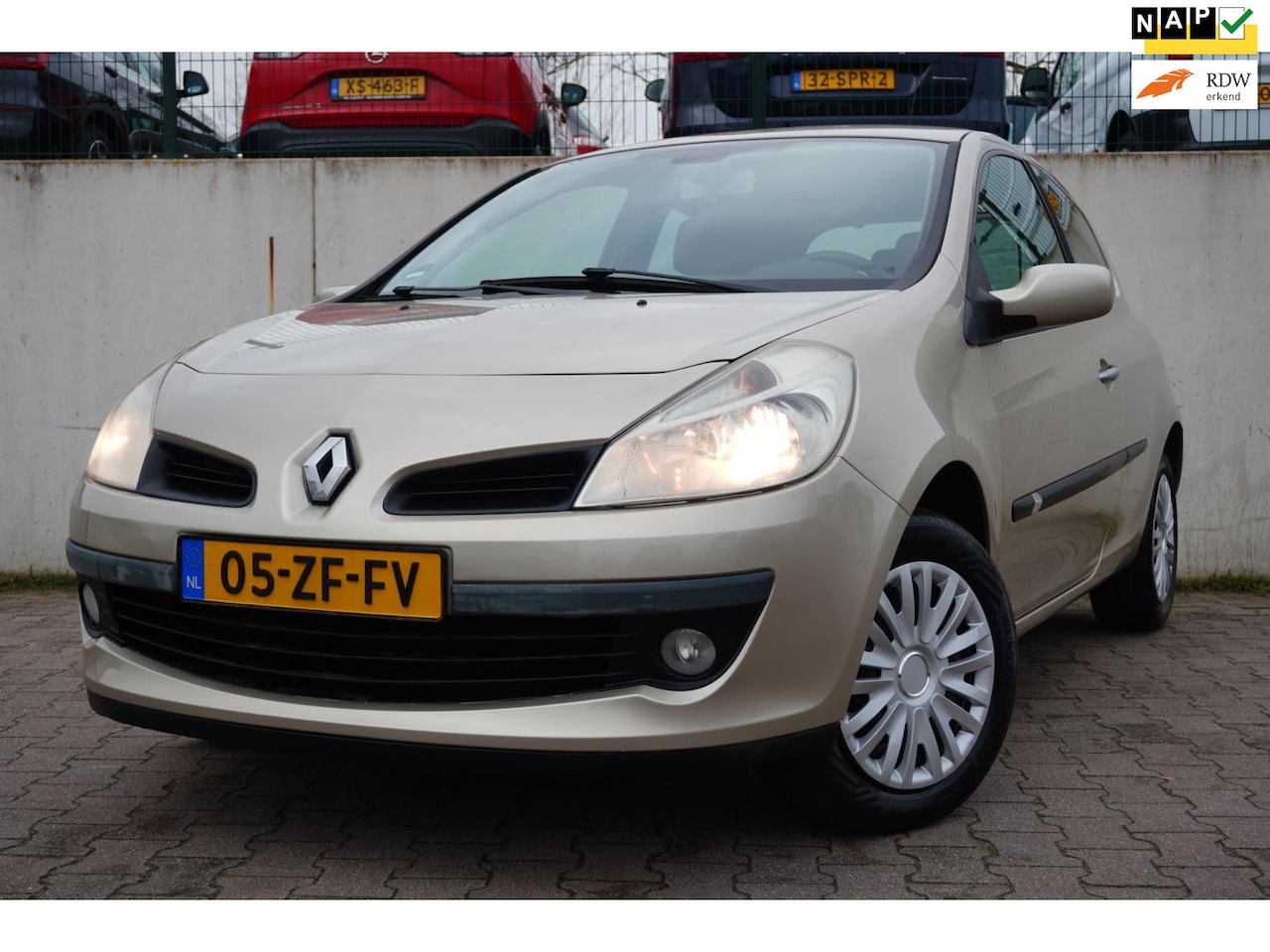 Renault Clio - 1.6-16V Dynamique/AUTOMAAT/CLIMA/90564 KM NAP/CRUISE/ - AutoWereld.nl